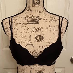 Victoria’ Secret bra